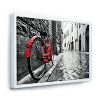 DesignArt 'Ретро гроздобер црвен велосипед' градски пејзаж Фотографија врамена платно уметност печатење