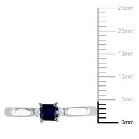 Miaенски Carat Carat T.G.W. Принцеза-исечена создадена сина сафир и дијамантски акцентиран сребро 3-камен ветувачки прстен